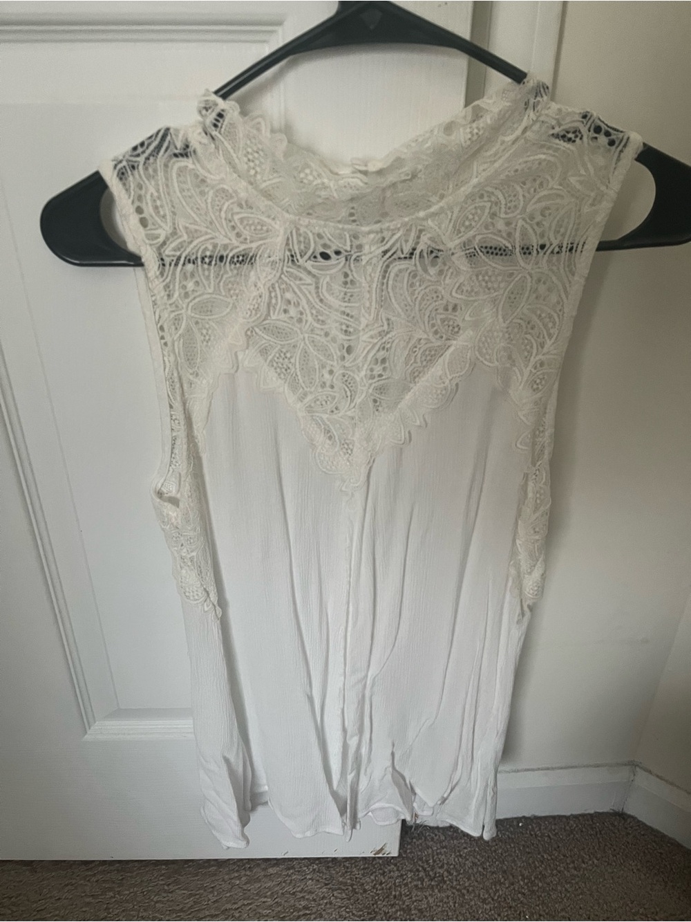 Altar'd State White Lace Sleeveless Top